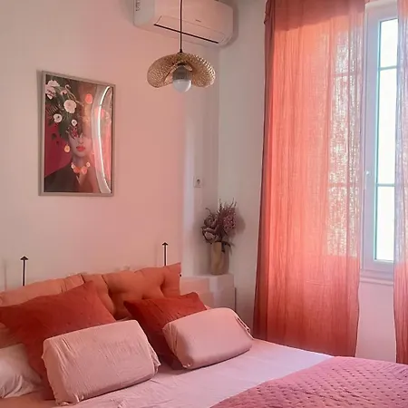 3 Pieces Au Centre De Ideal Congres Ou Appartement *